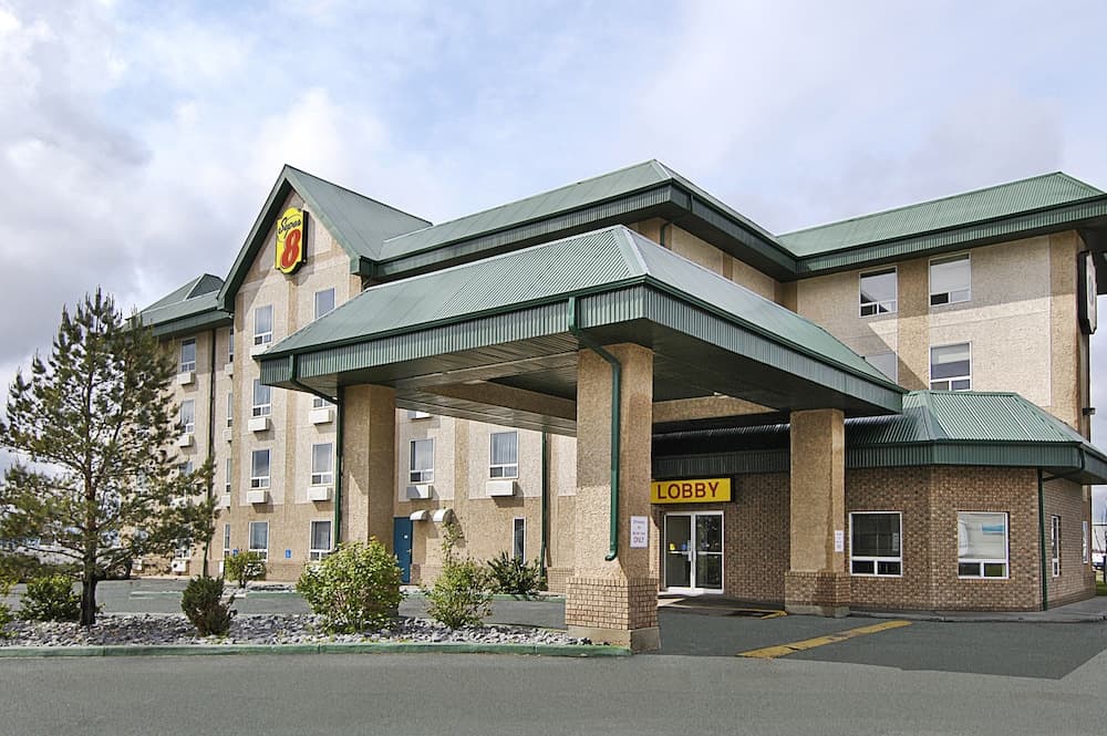 Super 8 by Wyndham Edmonton International Airport