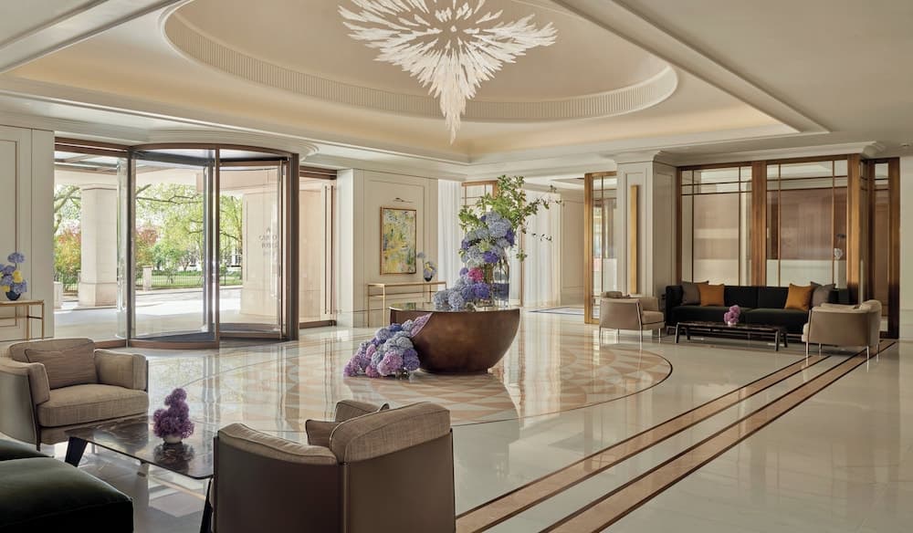 Lobi dinlenme salonu