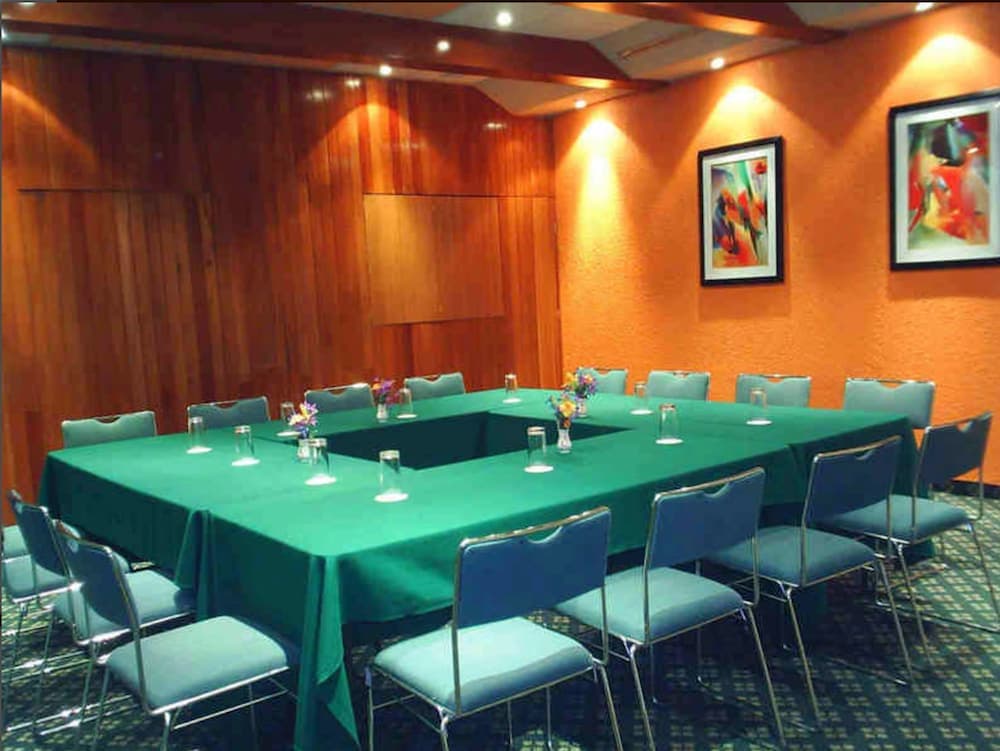 Toplantı salonu/imkânları