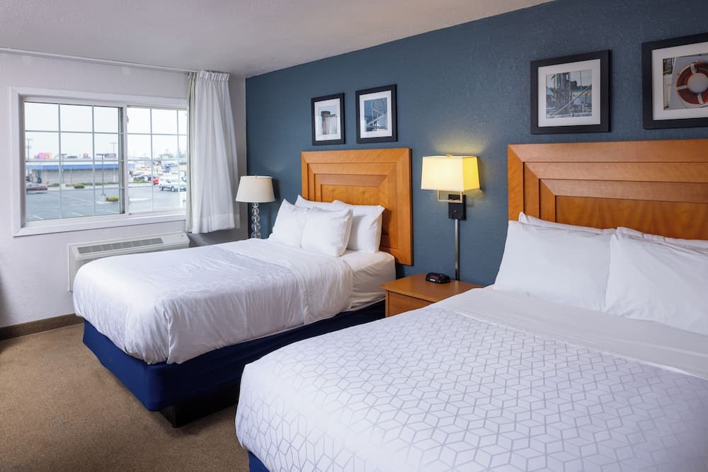 Harbor Town Inn