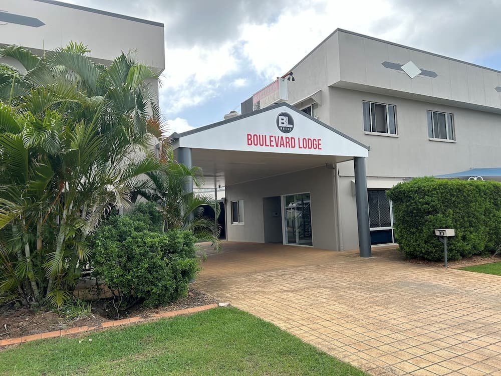 Boulevard Lodge