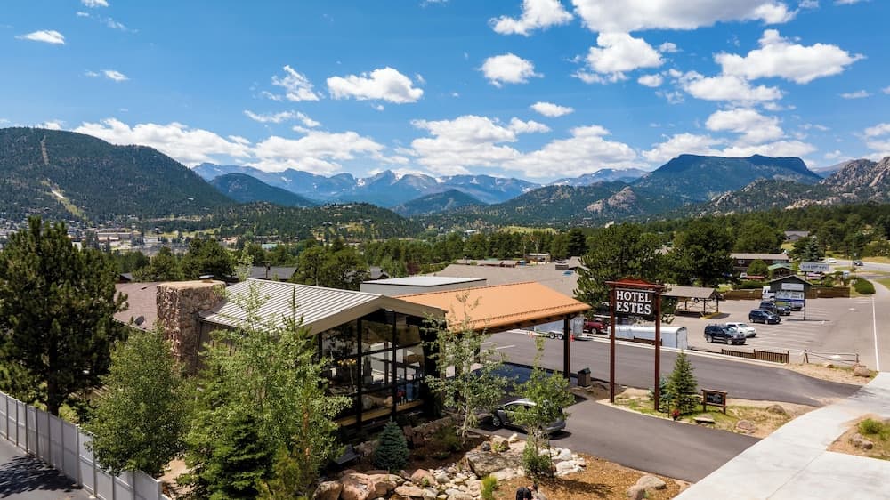 Hotel Estes