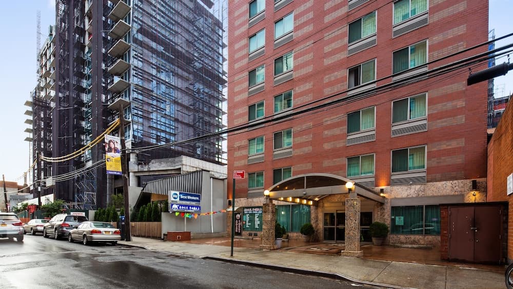 Best Western Queens Court Hotel