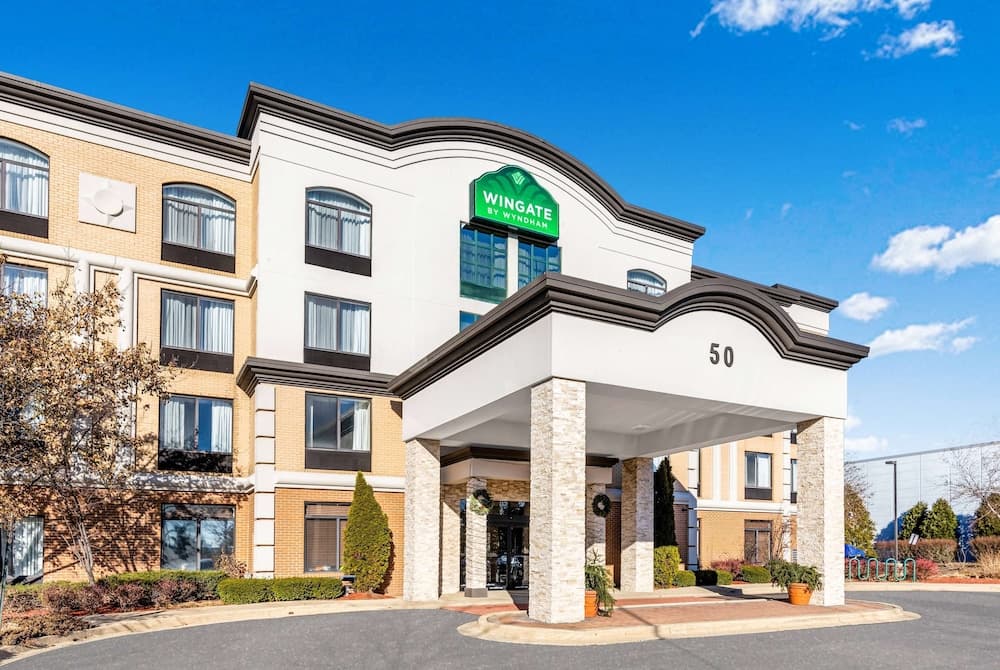 Wingate by Wyndham Chicago Schaumburg