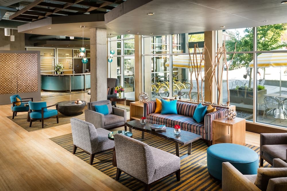 Lobi dinlenme salonu