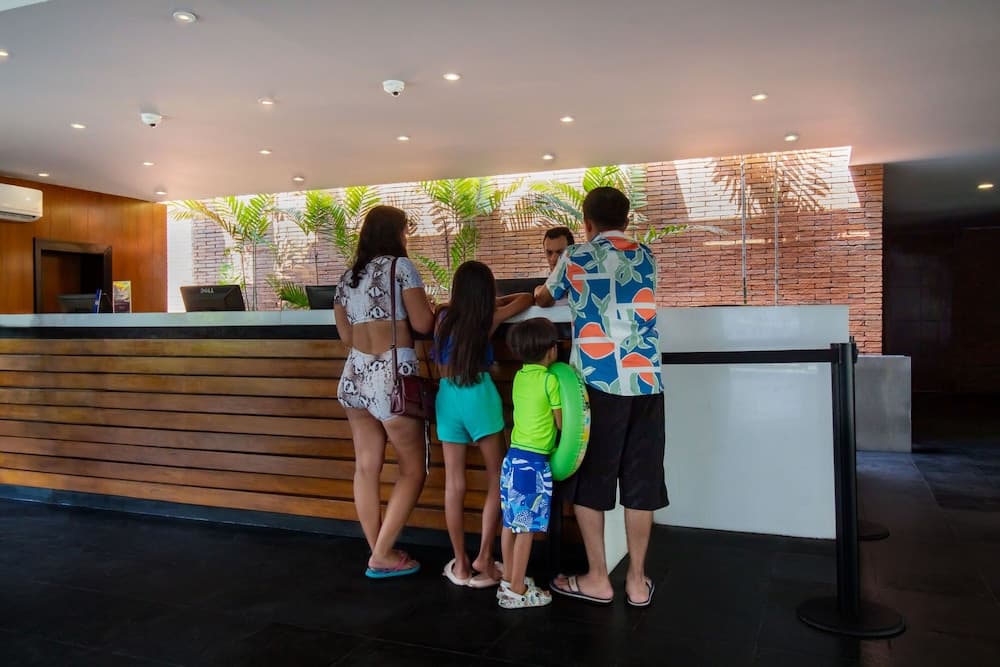 Plaza Pelicanos Club Beach Resort All Inclusive