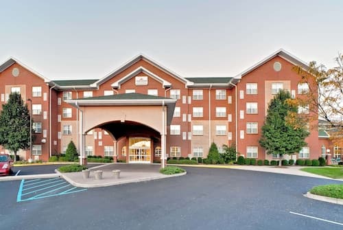 Hawthorn Suites by Wyndham Louisville East