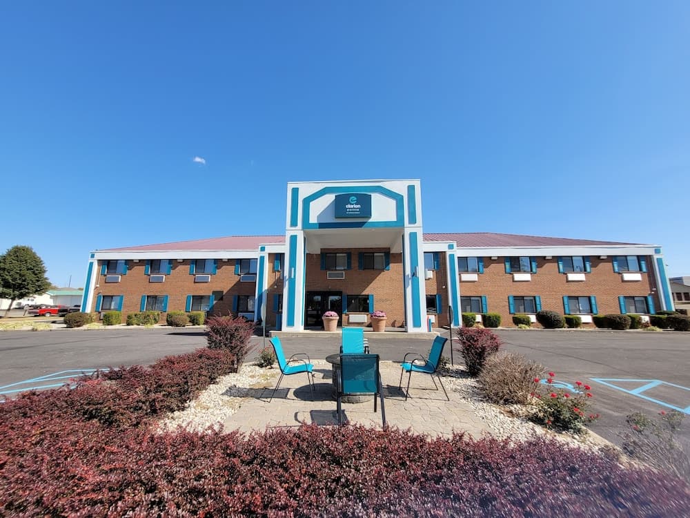 Clarion Pointe Harrodsburg-Danville