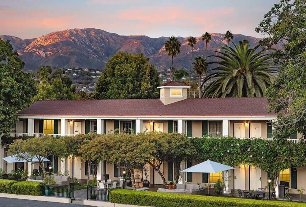 Lavender Inn by the Sea