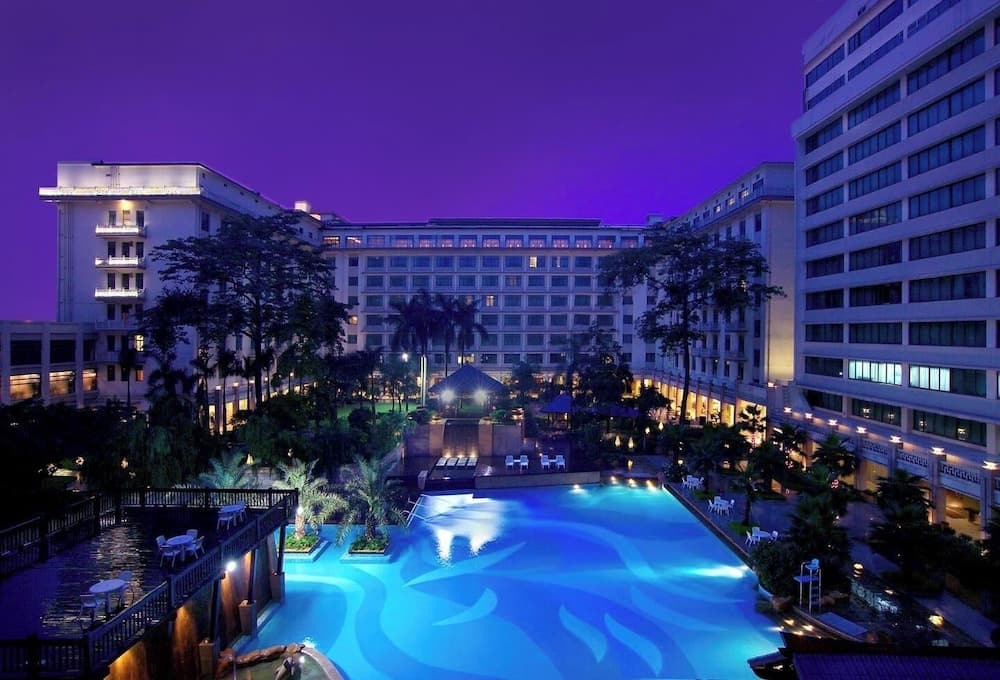 Dong Fang Hotel Guangzhou