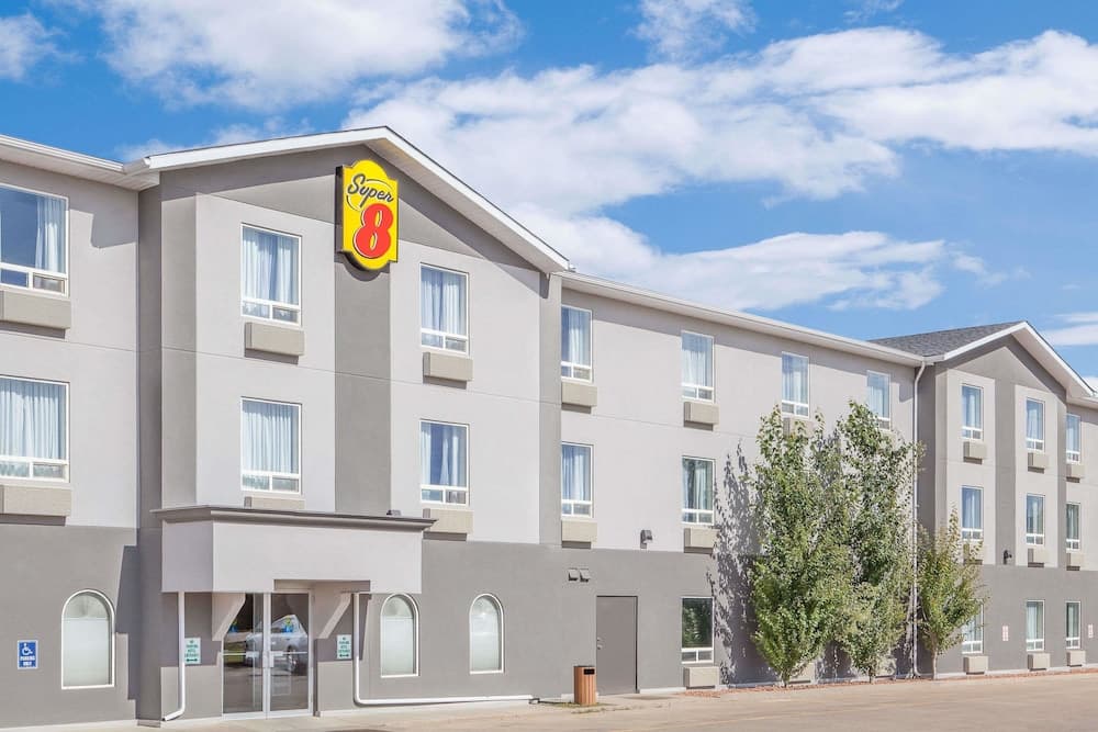 Super 8 by Wyndham Athabasca AB