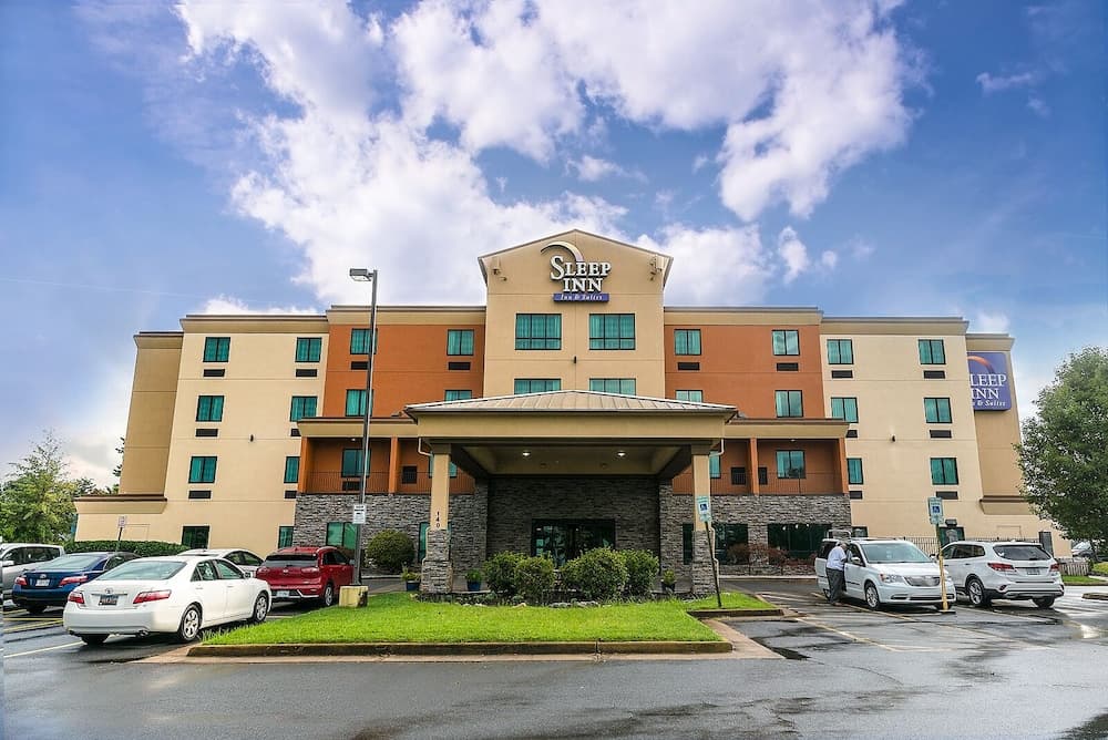 Sleep Inn & Suites