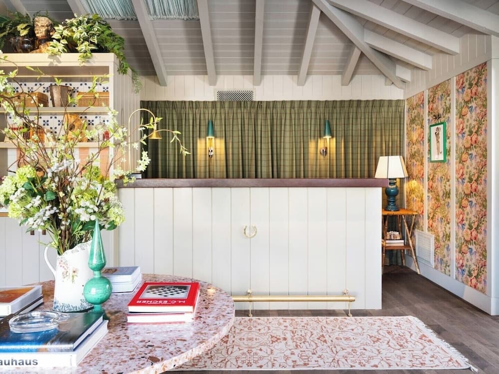 Le Petit Pali Brentwood