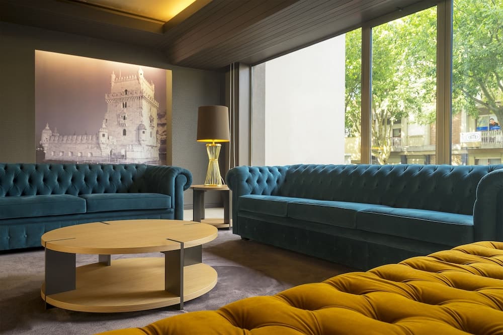 Lobi dinlenme salonu