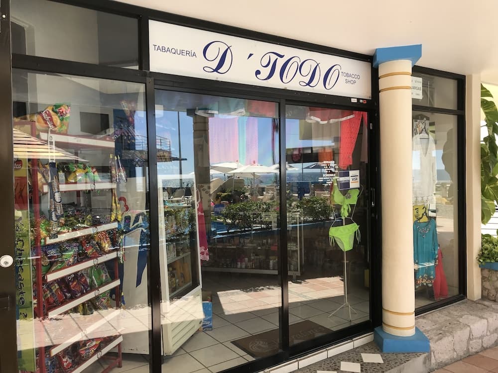 Hediyelik eşya dükkânı