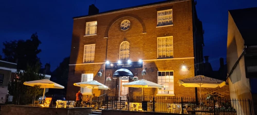 OYO Rothwell House Hotel