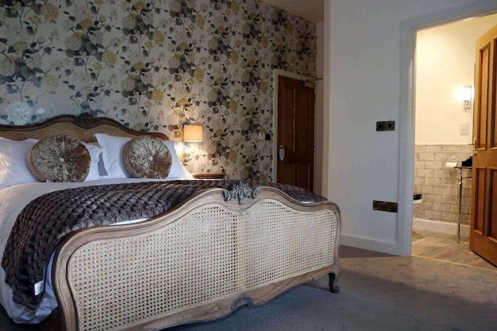 The Heather Glen Country House