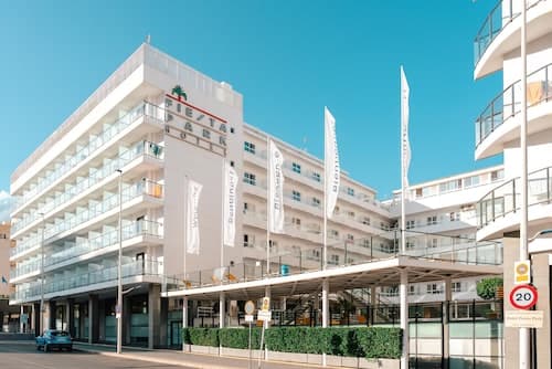 Port Fiesta Park Hotel