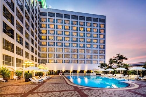 Bangkok Palace Hotel