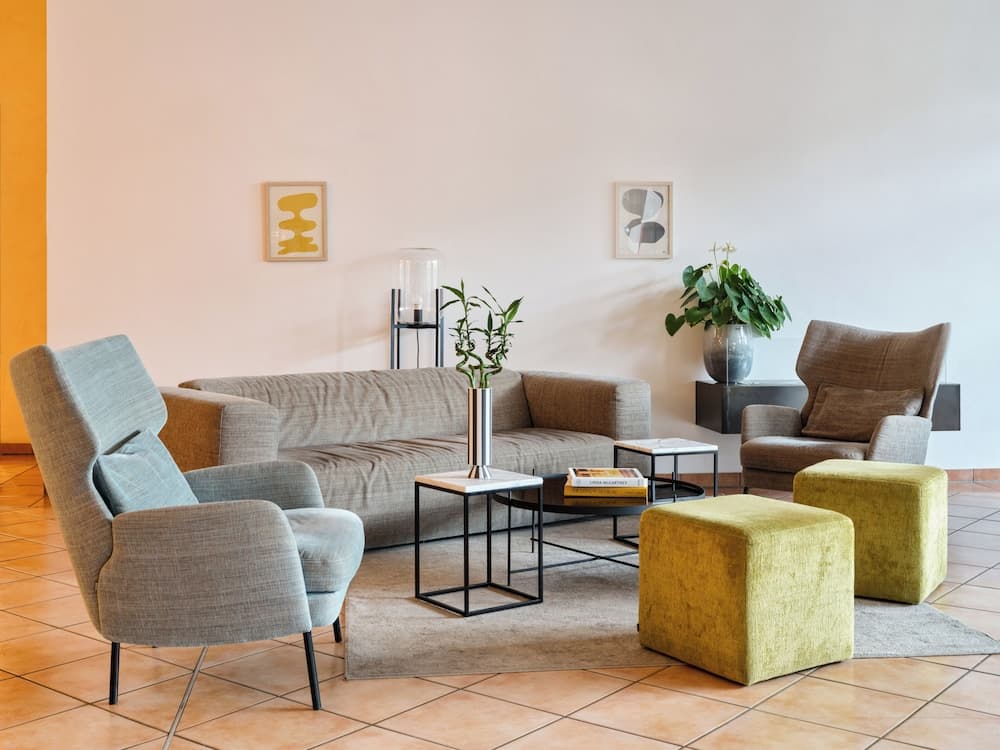 Lobi dinlenme salonu