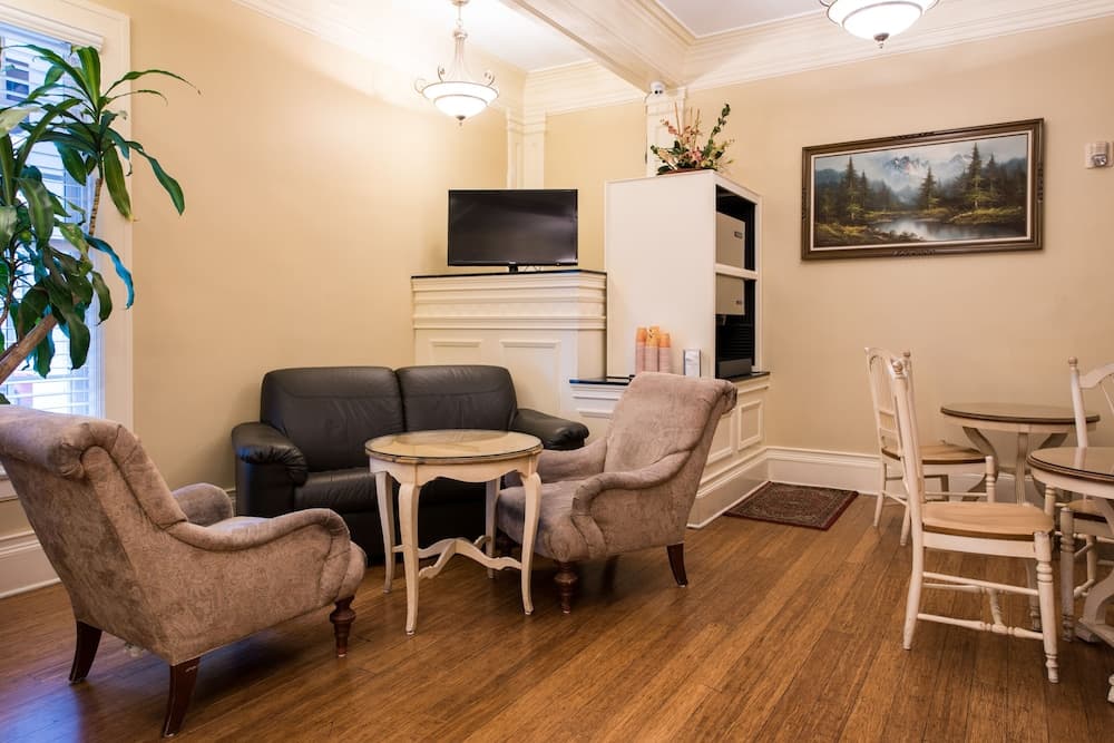 Lobi dinlenme salonu