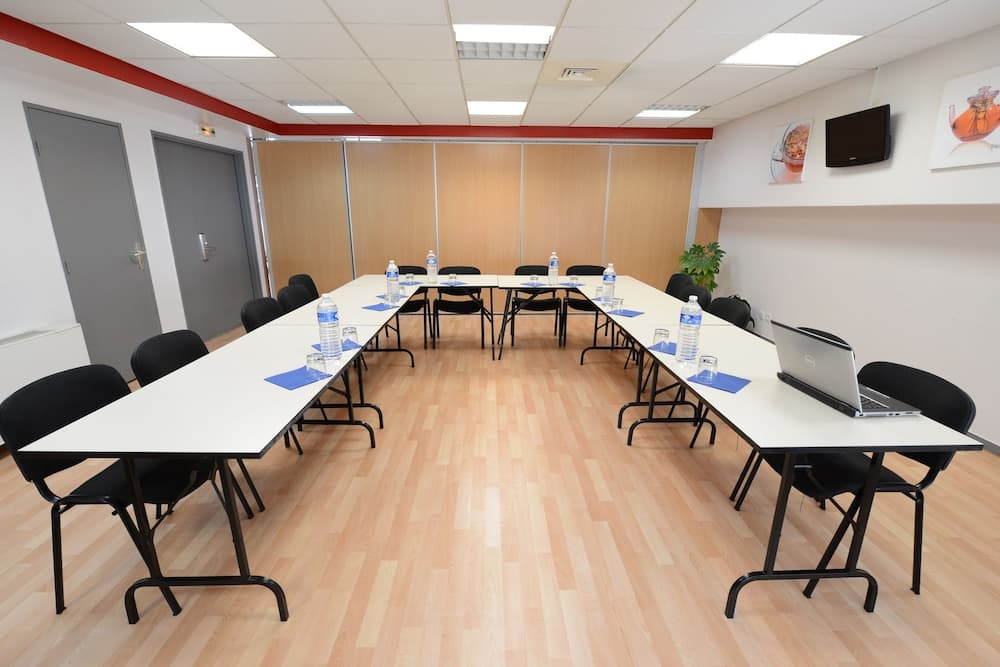 Toplantı salonu/imkânları
