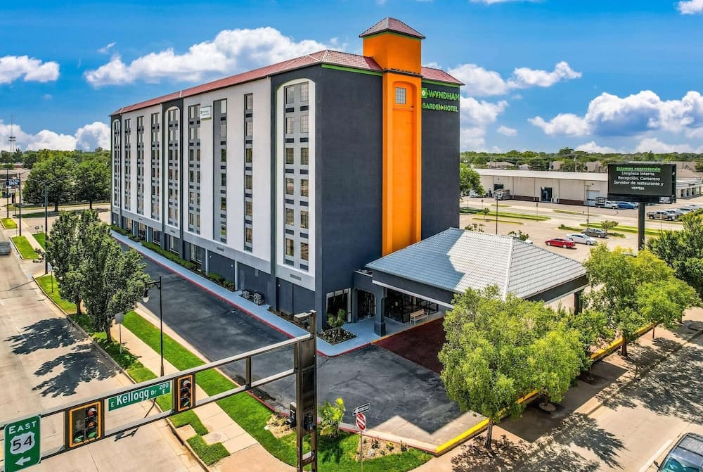 Wyndham Garden Wichita Downtown