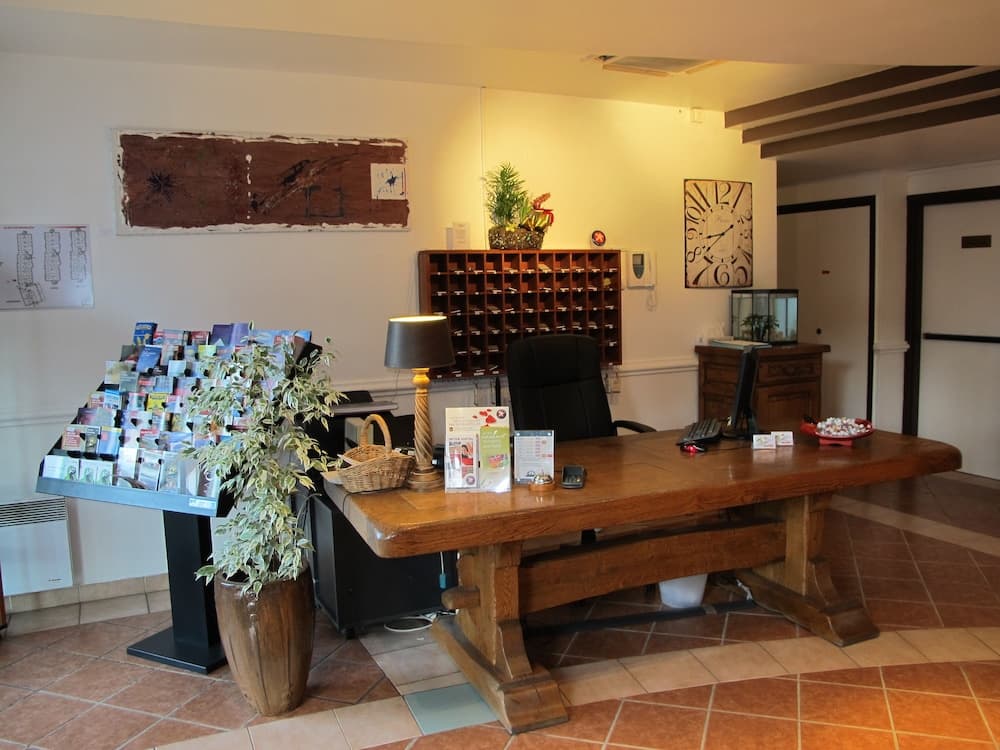 Adonis Mouans-sartoux L'Albatros