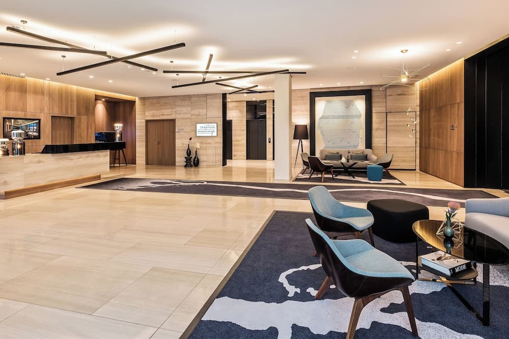 Lobi dinlenme salonu