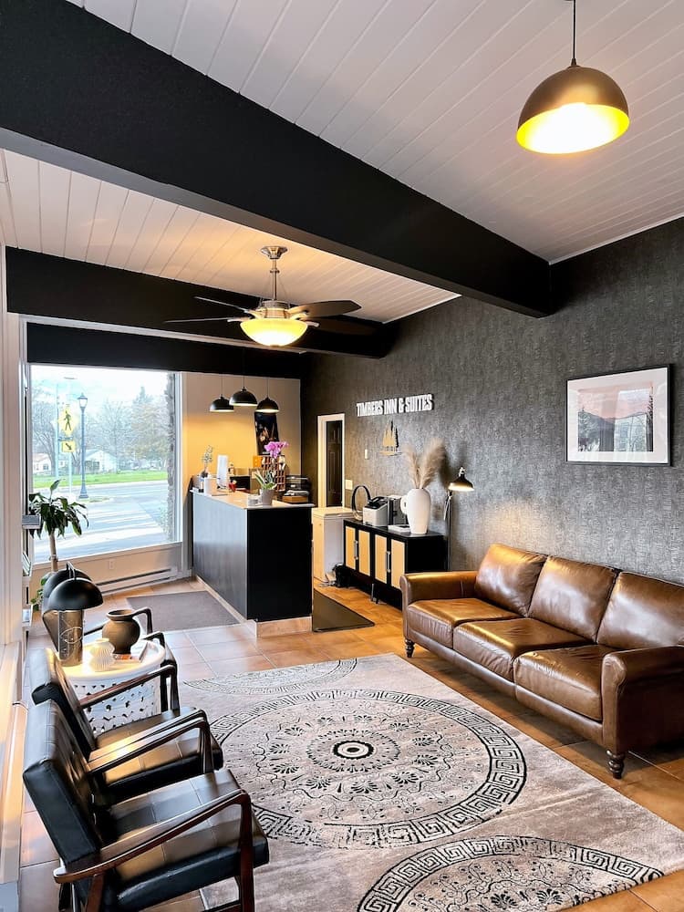 Timbers INN and Suites