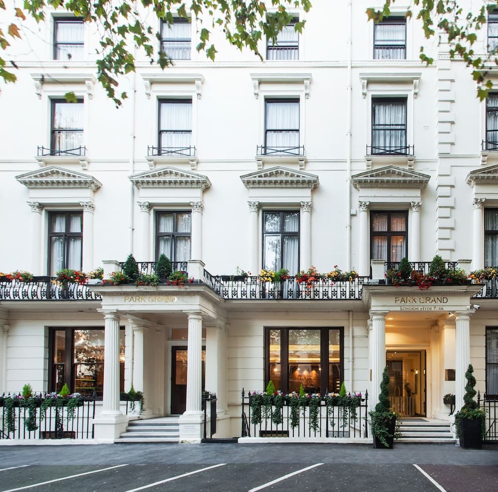 Park Grand Hyde Park