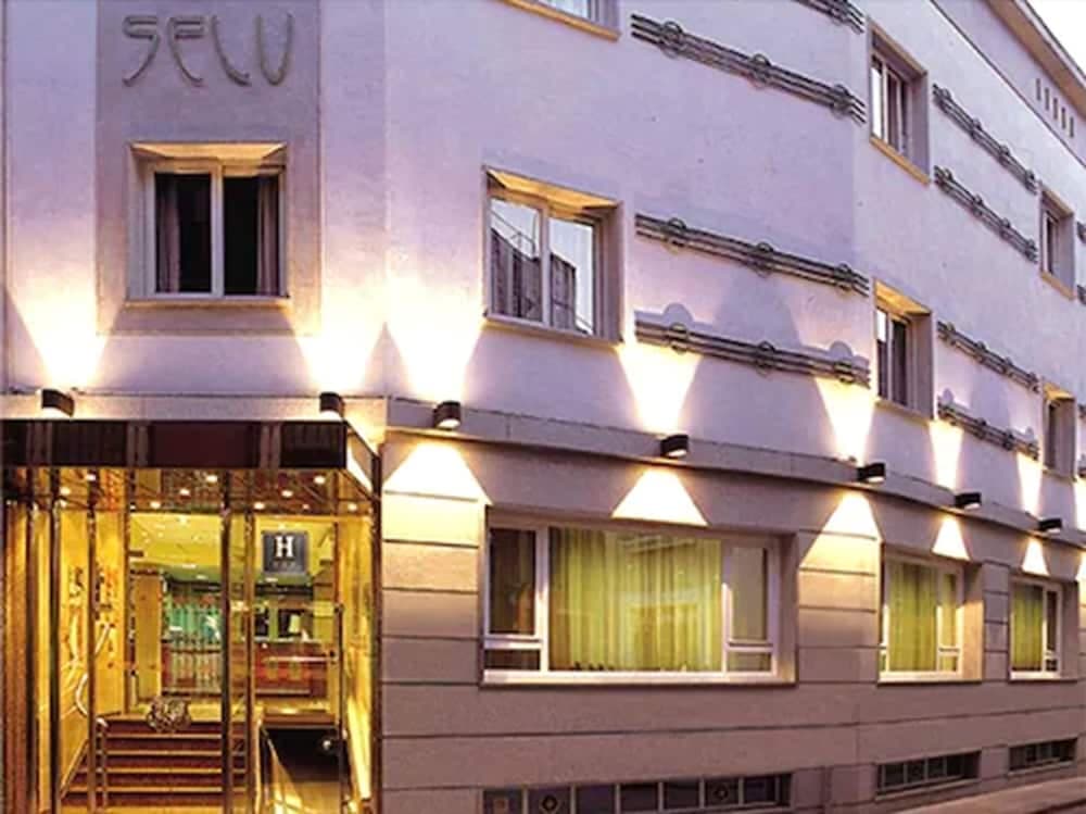 Hotel Selu