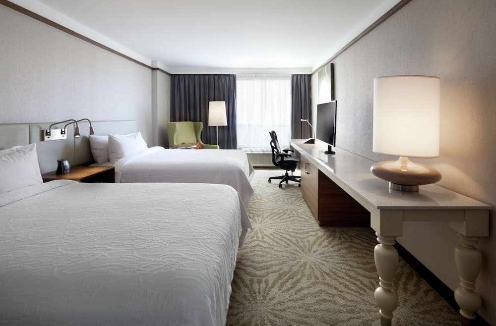 Hilton Garden Inn Montreal Airport