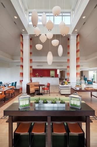Hilton Garden Inn Montreal Airport
