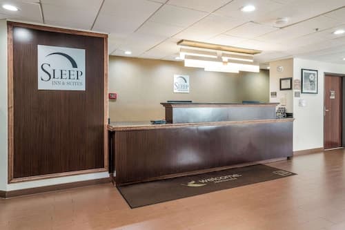 Sleep Inn & Suites Jacksonville near Camp Lejeune