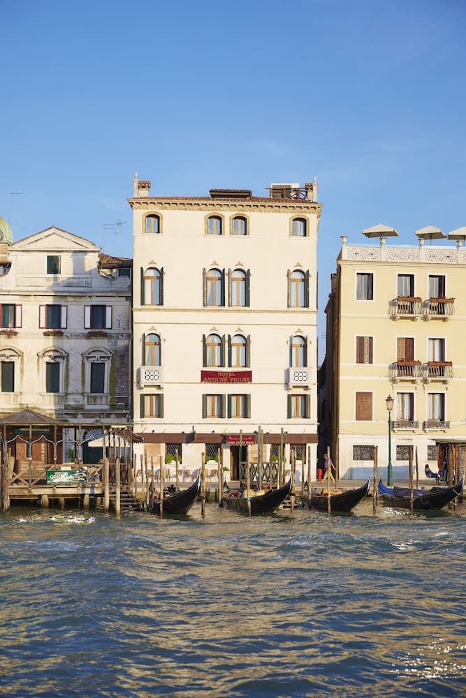 Hotel Antiche Figure