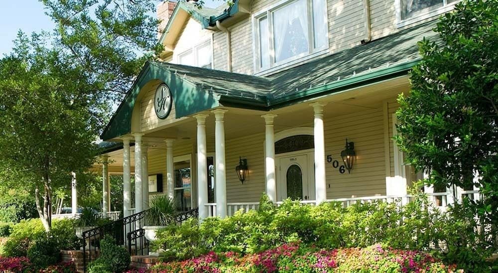 The Sanford House Inn & Spa