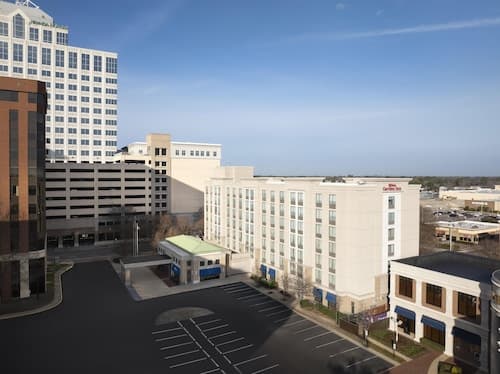 Hilton Garden Inn Virginia Beach Town Center
