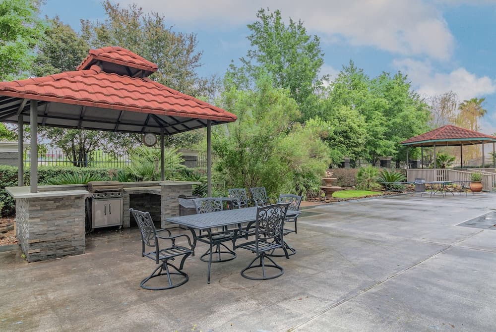 Barbekü/piknik alanı