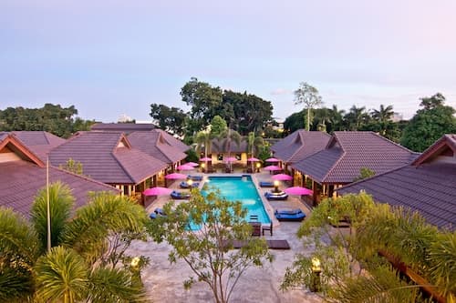 Rose Bay Resort