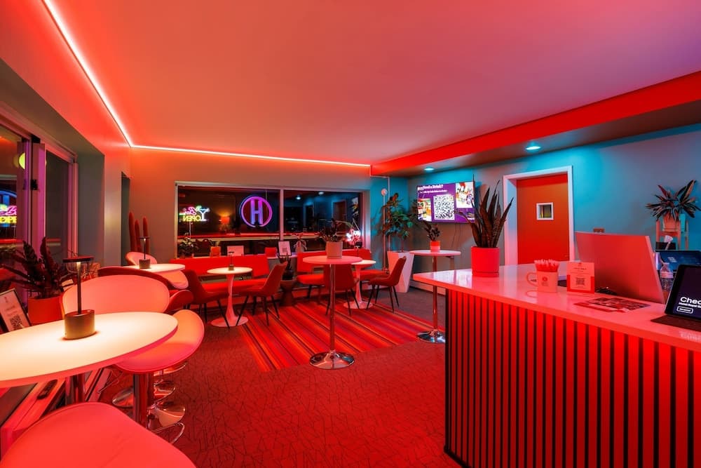 Lobi dinlenme salonu