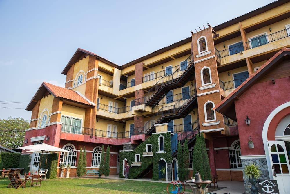 San Pareni Hotel