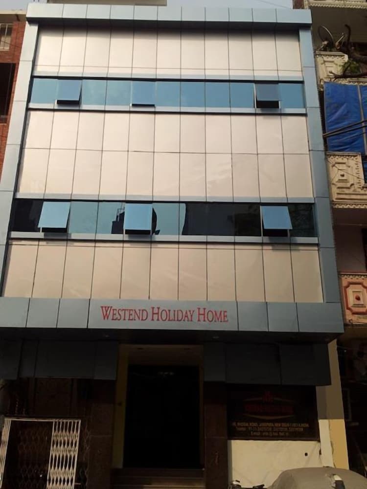 Westend Holiday Home