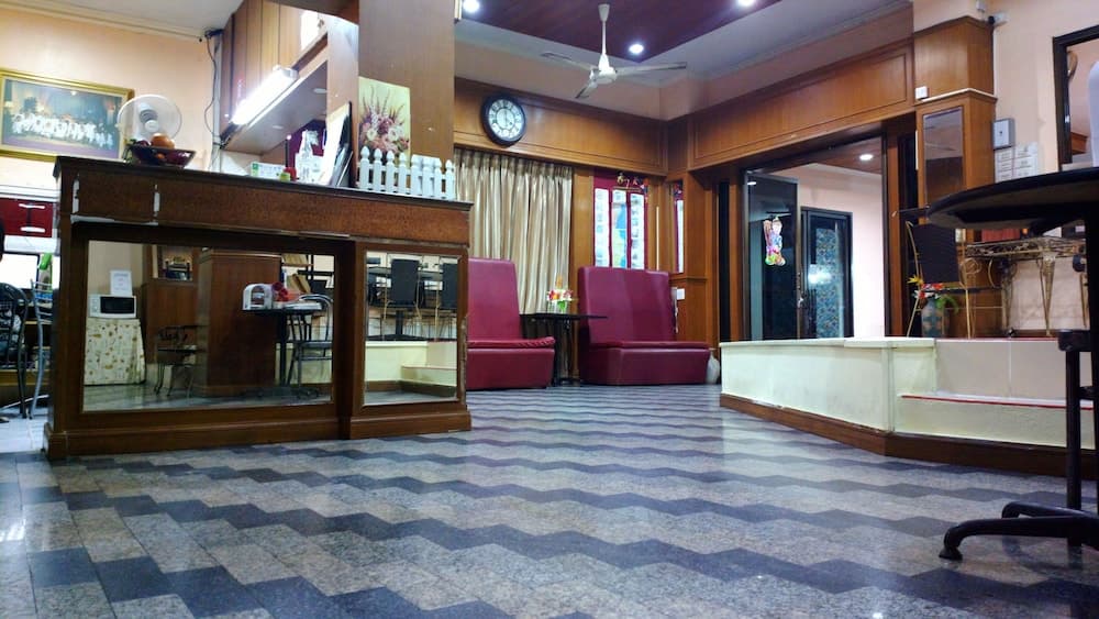 Lobi dinlenme salonu