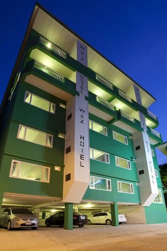 Wiz Hotel