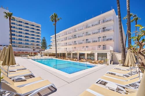 Universal Hotel Bikini