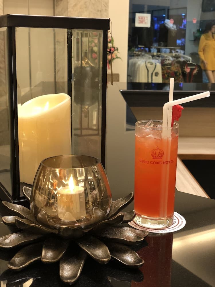 Lobi dinlenme salonu