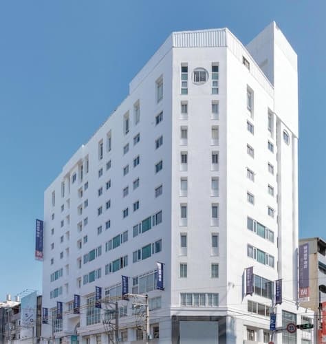 Beacon Hotel