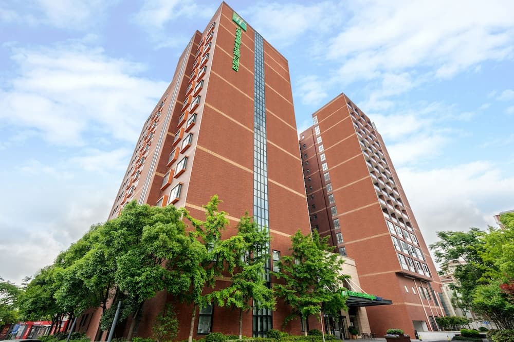 Holiday Inn Express Shanghai New Jinqiao by IHG