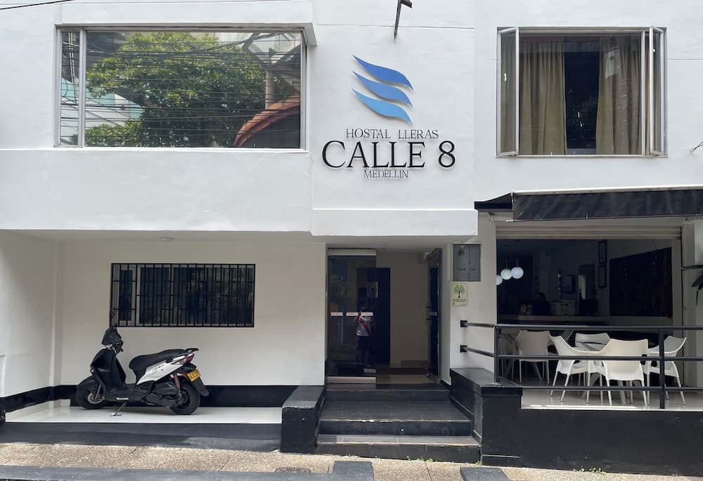 Hostal Lleras Calle 8 - Hostel